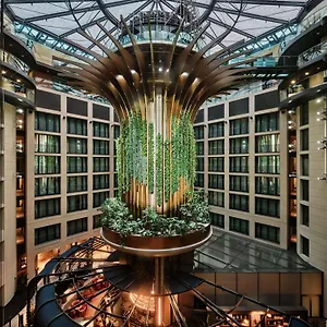 Radisson Collection Hotel, 5* Berlin